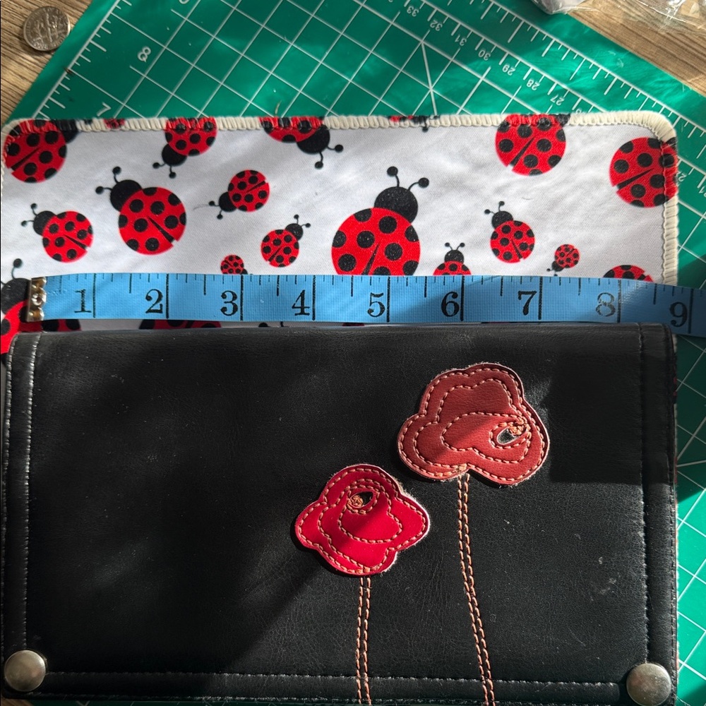Black Wallet with Red Flower Design - Picture 5 of 6